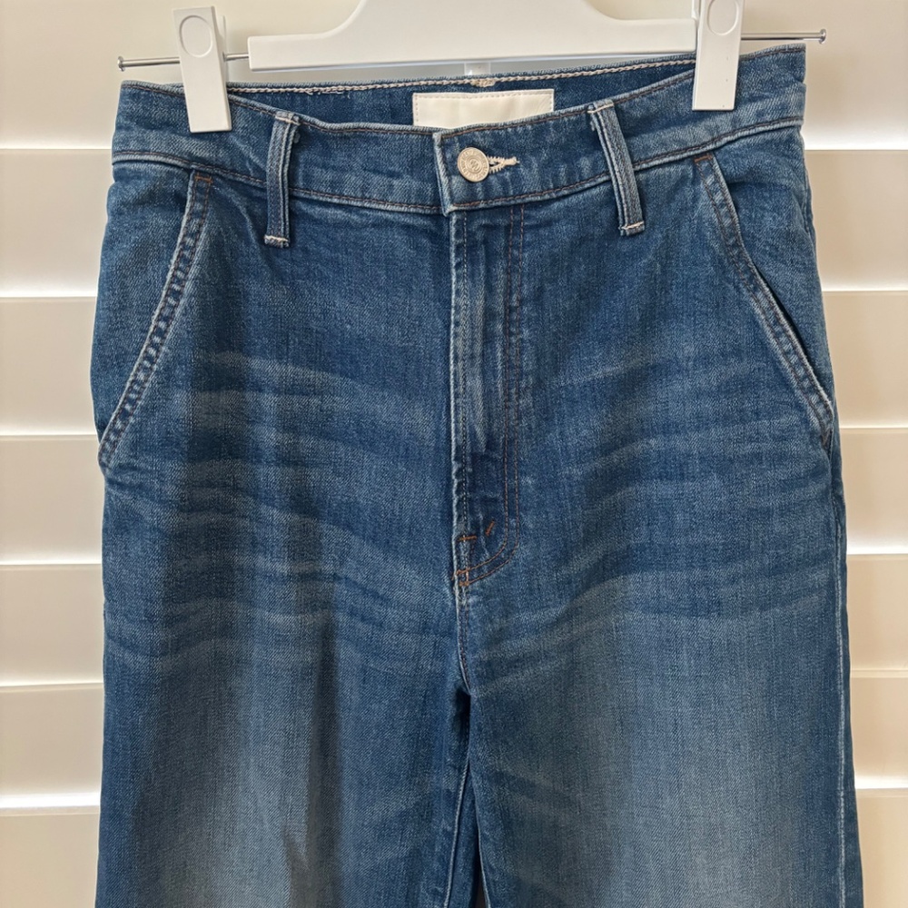 MOTHER High-Rise Wide-Leg Jeans in Washed Blue - Picture 8 of 12